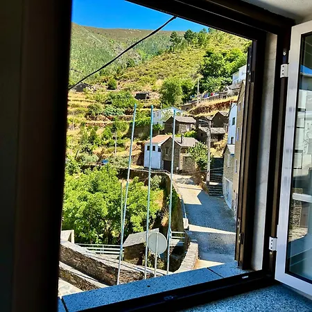 Egua Nature House 別荘 Piódão